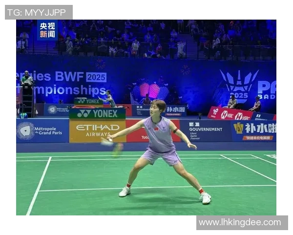 世锦赛特别报道：成都羽毛球队如何逆袭夺冠的精彩历程与背后故事